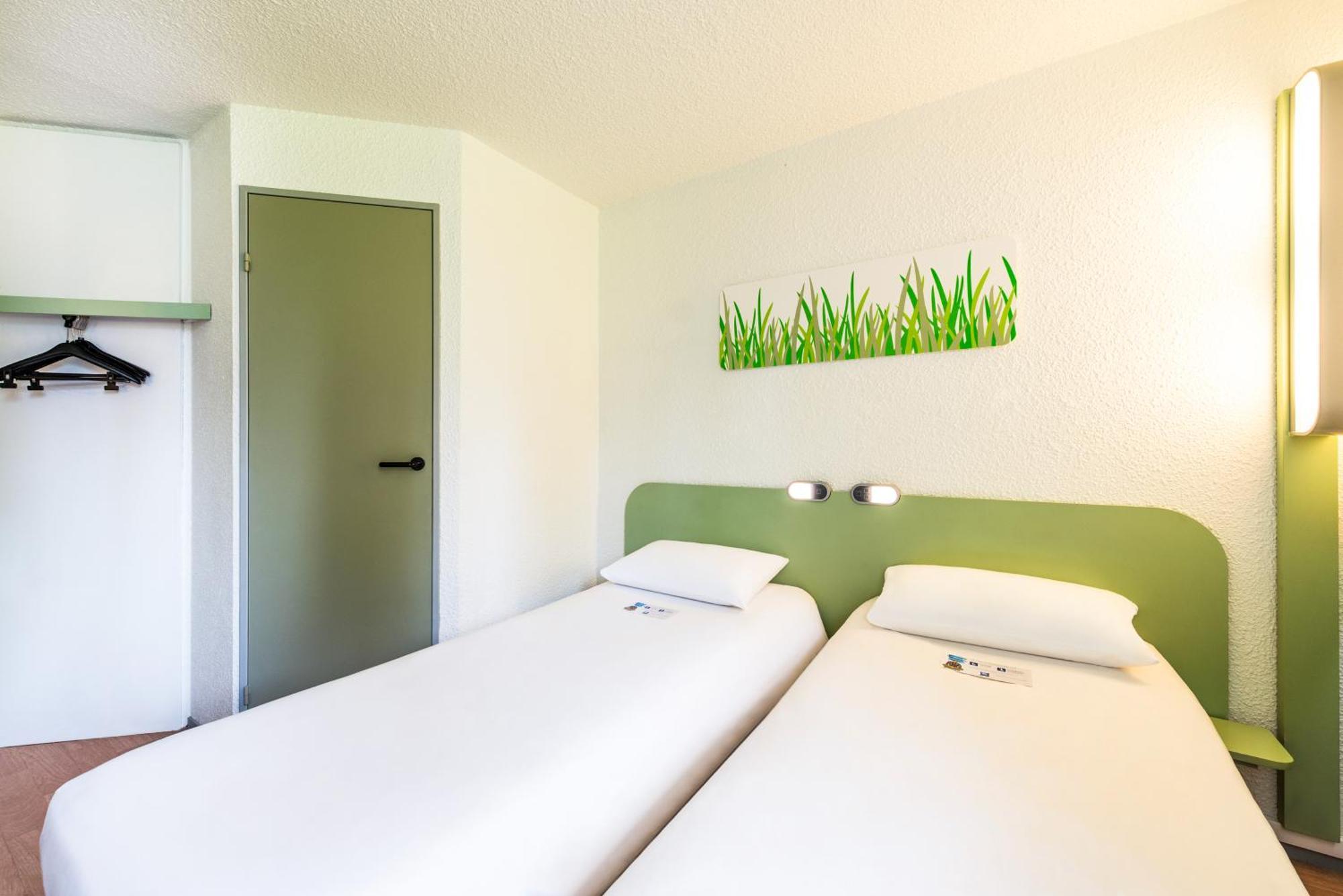 Ibis Budget Chatellerault Nord Bagian luar foto