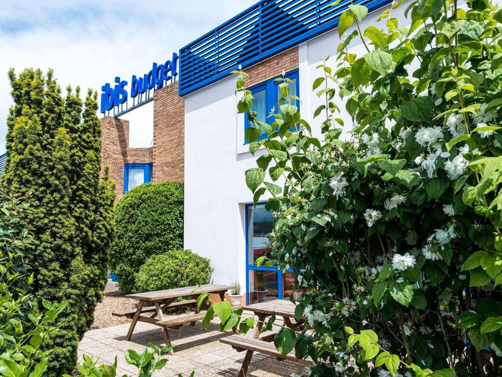 Ibis Budget Chatellerault Nord Bagian luar foto