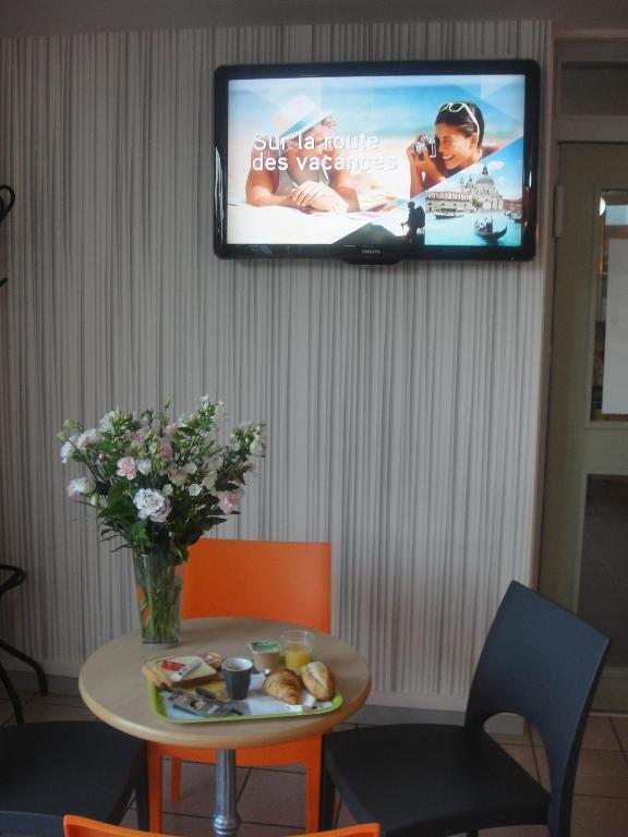 Ibis Budget Chatellerault Nord Bagian luar foto