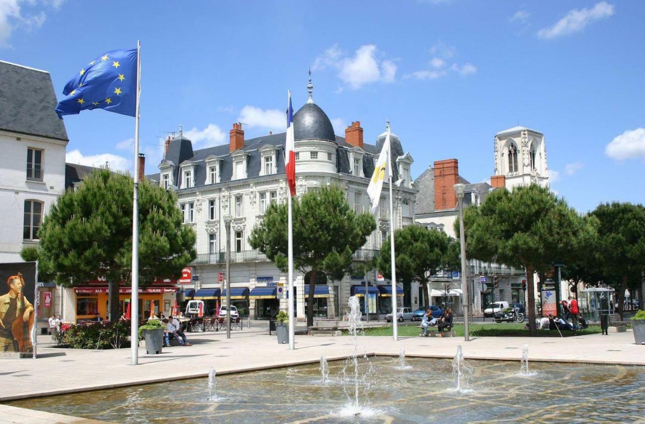 Ibis Budget Chatellerault Nord Bagian luar foto